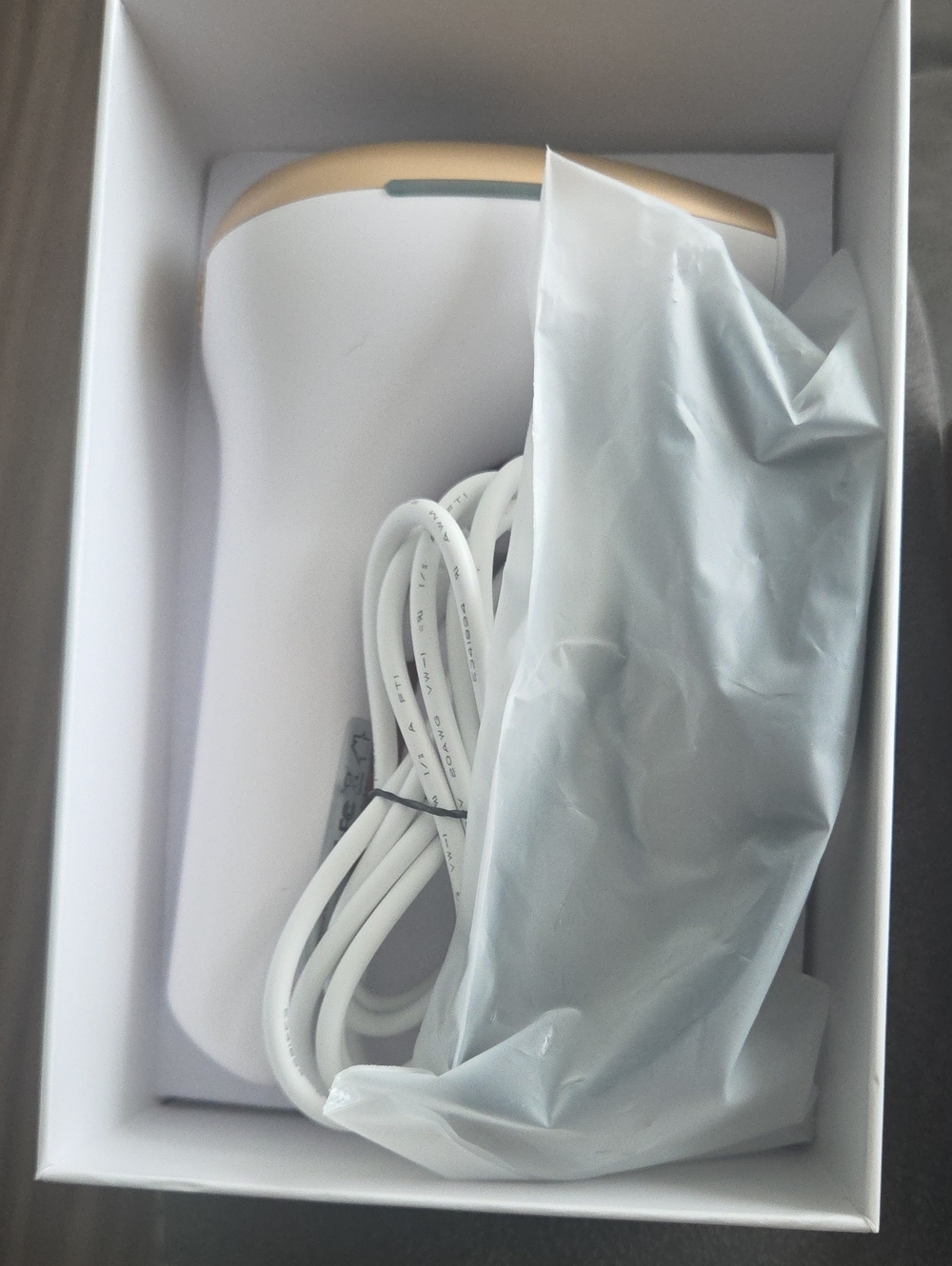 INNZA brand new laser hair remover. Rose gold - Picture 3 of 4